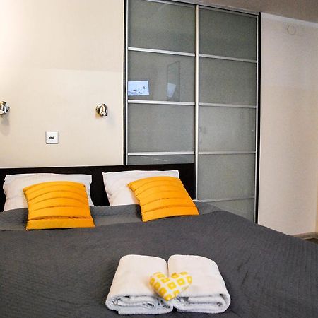Aparthotel Kadetus Krakow Ngoại thất bức ảnh