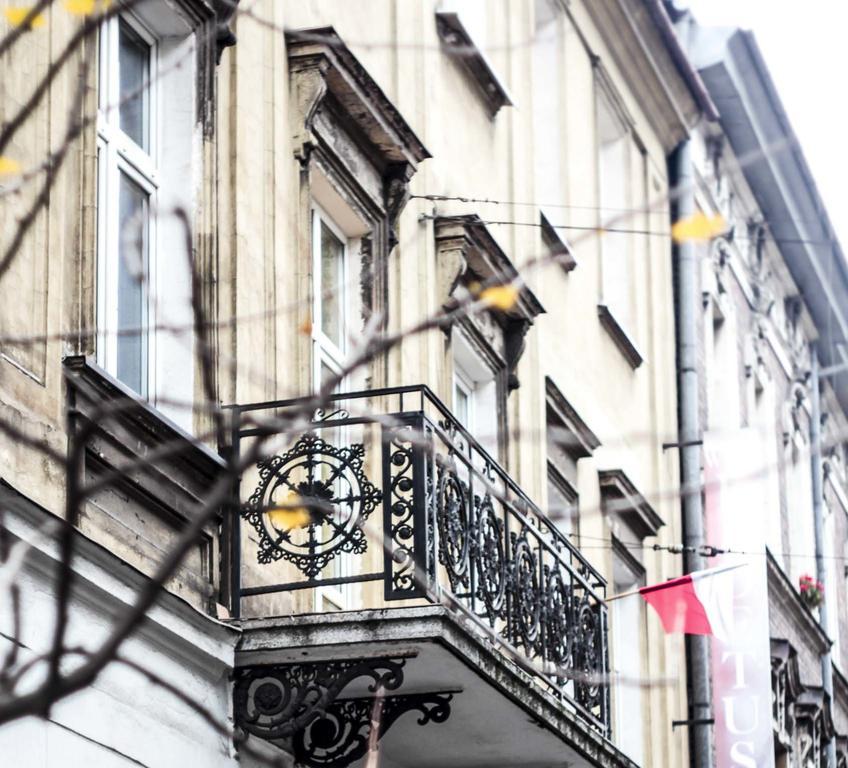 Aparthotel Kadetus Krakow Ngoại thất bức ảnh