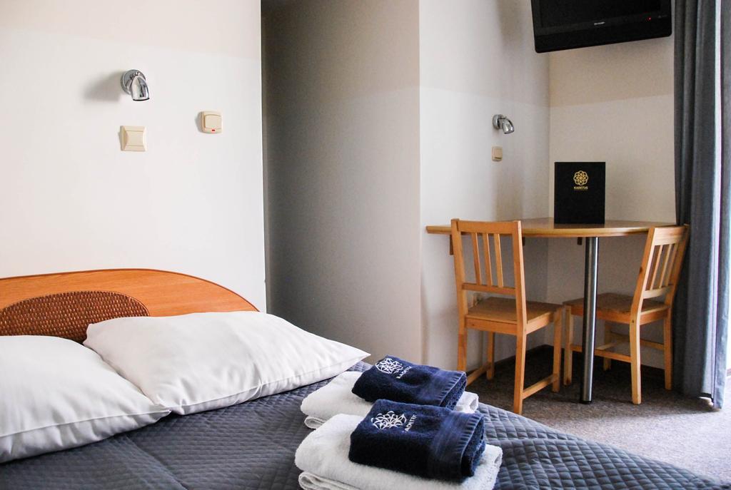 Aparthotel Kadetus Krakow Ngoại thất bức ảnh