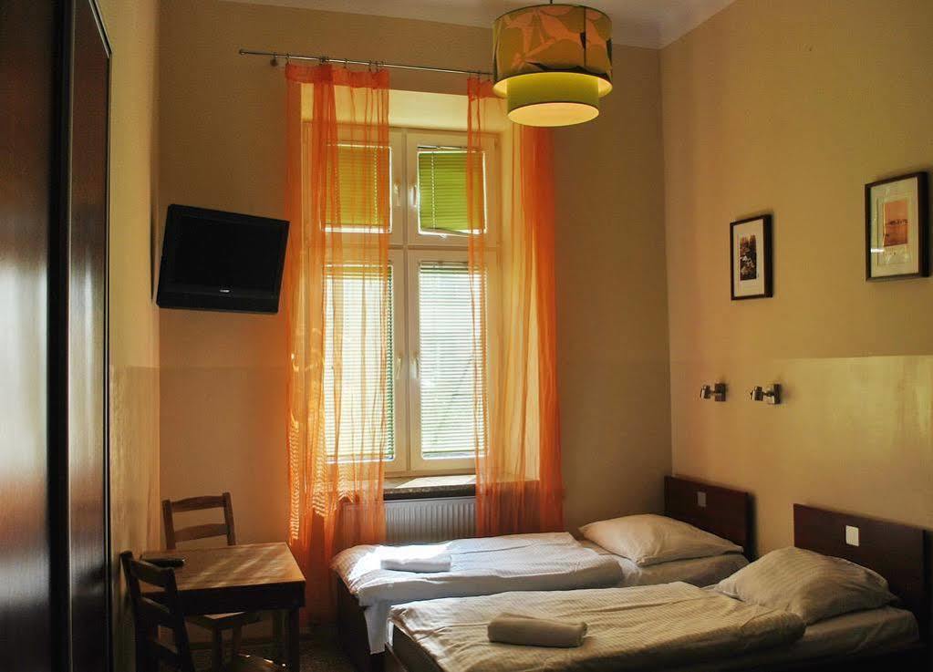 Aparthotel Kadetus Krakow Ngoại thất bức ảnh