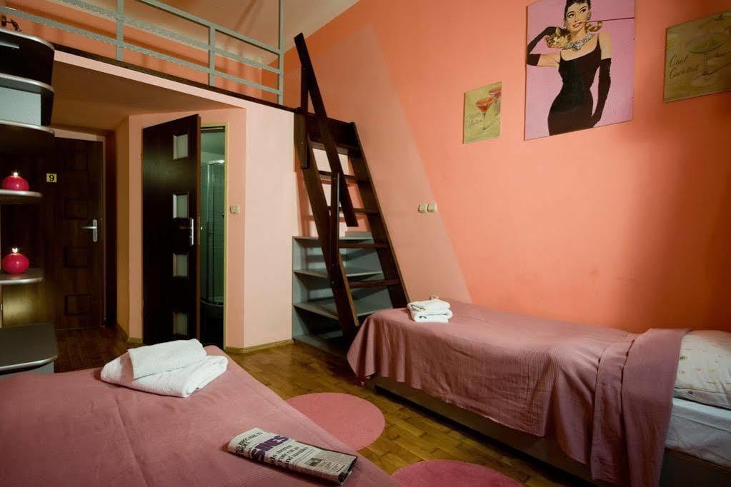 Aparthotel Kadetus Krakow Ngoại thất bức ảnh